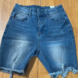 Source Unknown Women's Distressed Blue Denim Bermuda Shorts
